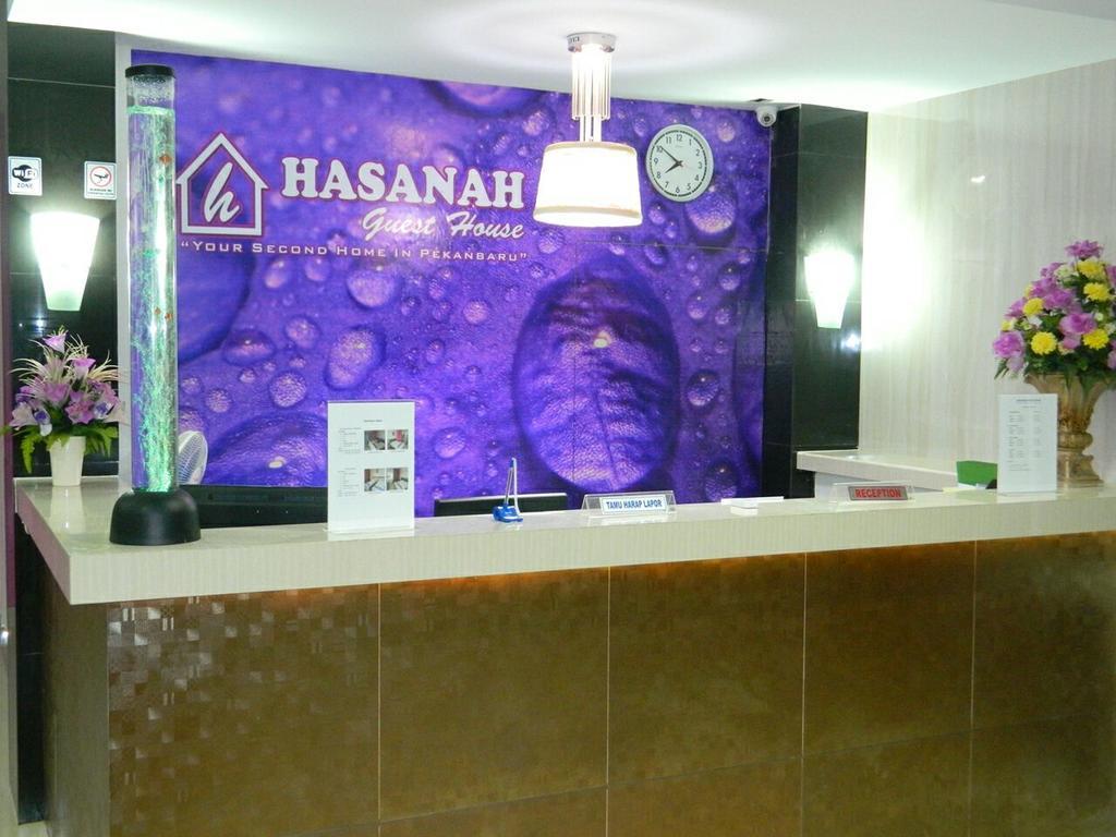 Hasanah Guest House Pekanbaru Buitenkant foto